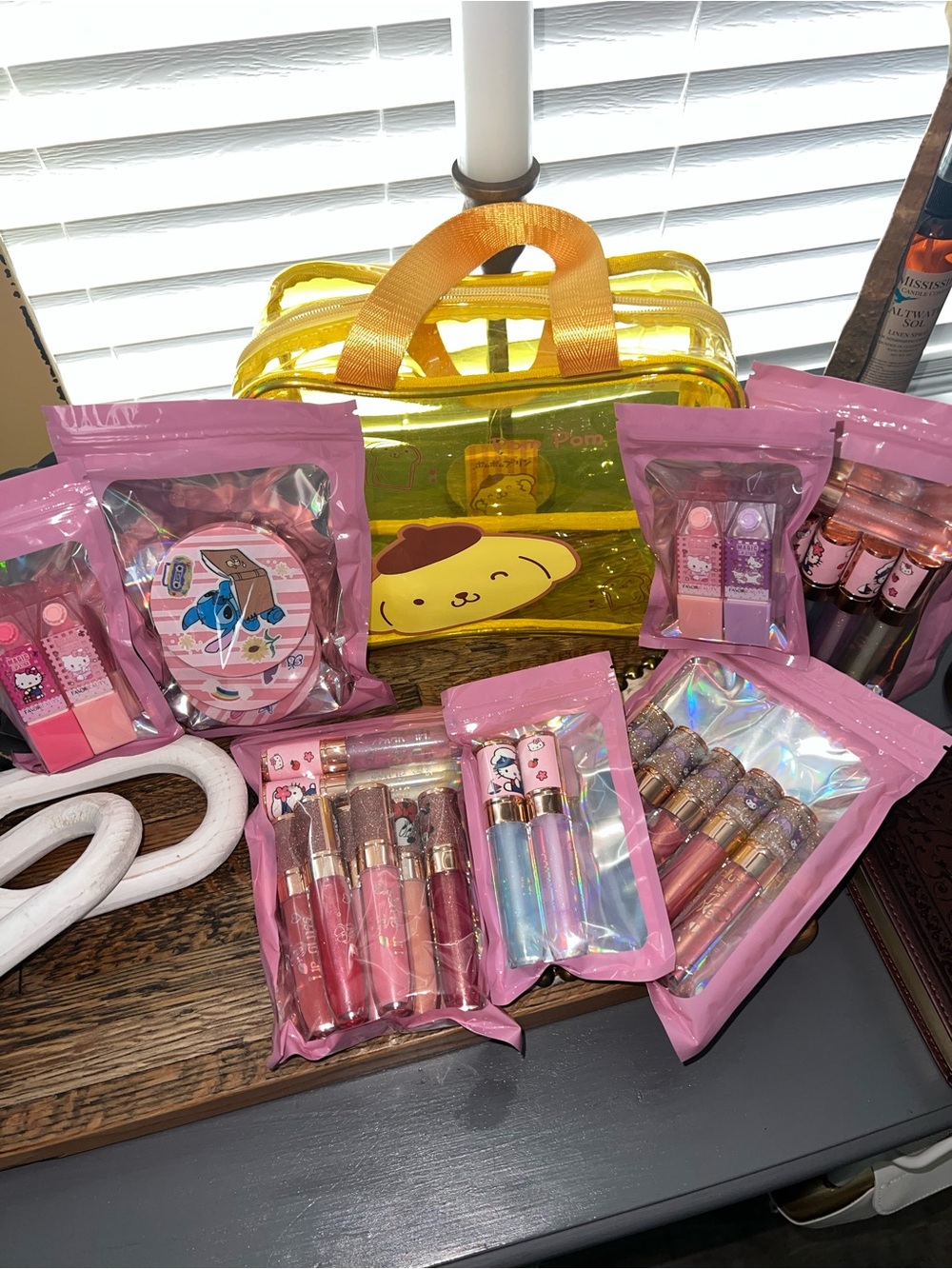 Hello Kitty & Friends Yellow Clear Kids tote with lot of lip gloss & blush